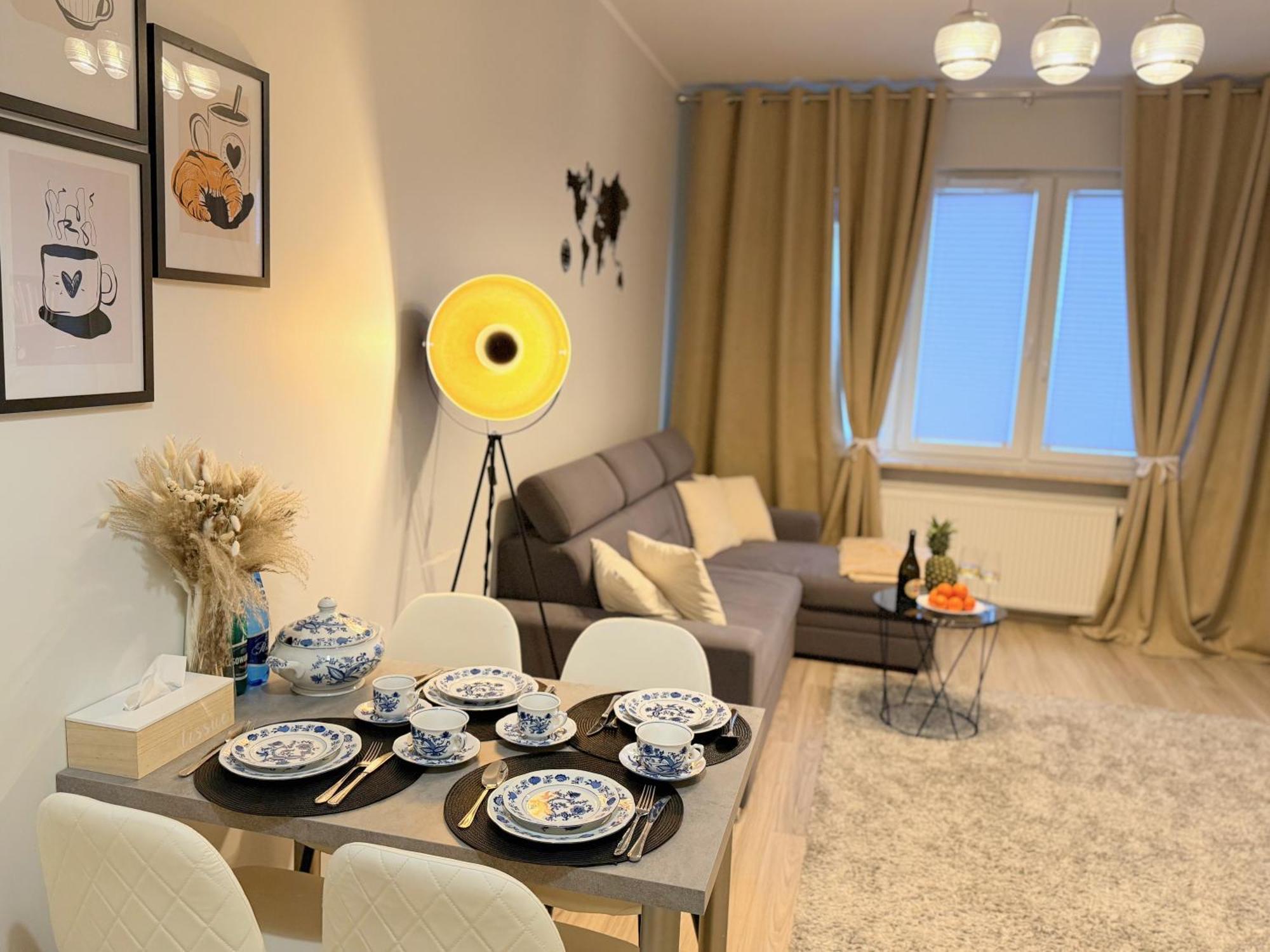 Airport67 Apartment Warsaw Exterior photo